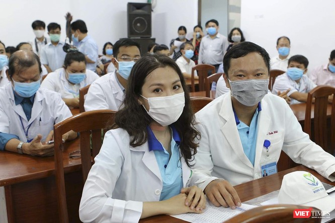 Ảnh: Đoàn cán bộ Y tế tỉnh Bình Định lên đường chi viện cho Đà Nẵng chống dịch COVID-19 ảnh 8