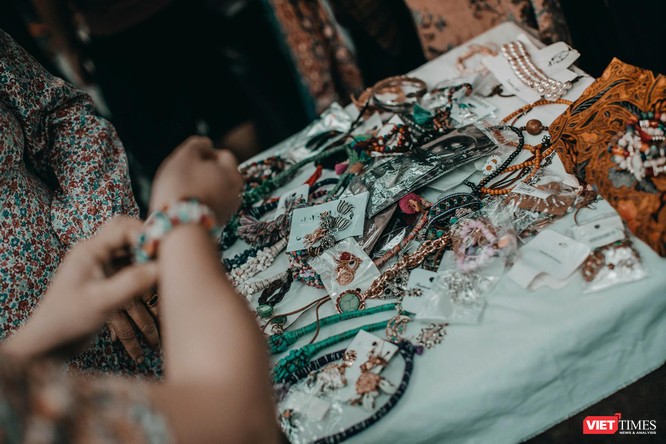 Ảnh: Độc đáo “phiên chợ handmade” giữa lòng Đà Nẵng ảnh 15