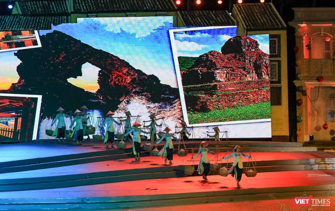 Thủ tướng: Du lịch Việt Nam thời gian tới sẽ là Hòa bình, xanh hóa, số hóa và kết nối ảnh 30