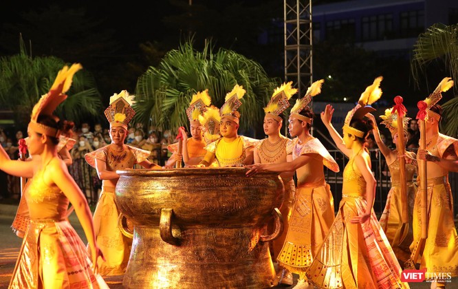 Ảnh: Đà Nẵng sôi động với lễ hội Carnival đường phố 2022 ảnh 15