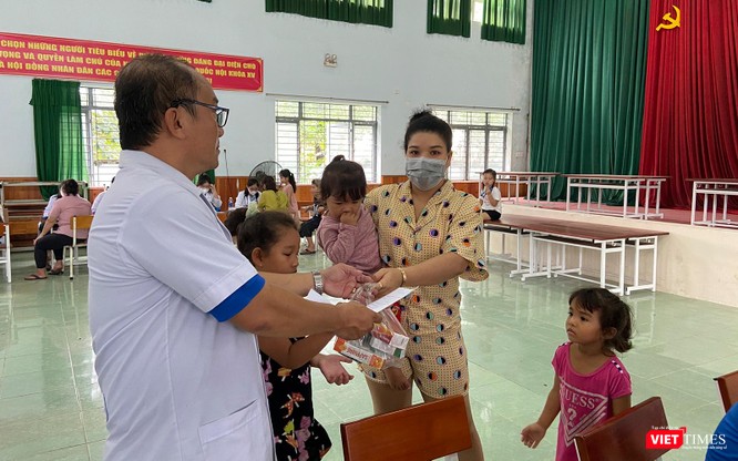 Hội Thầy thuốc trẻ Việt Nam khám, cấp thuốc miễn phí cho hơn 3.200 công nhân tại 6 tỉnh, thành ảnh 15