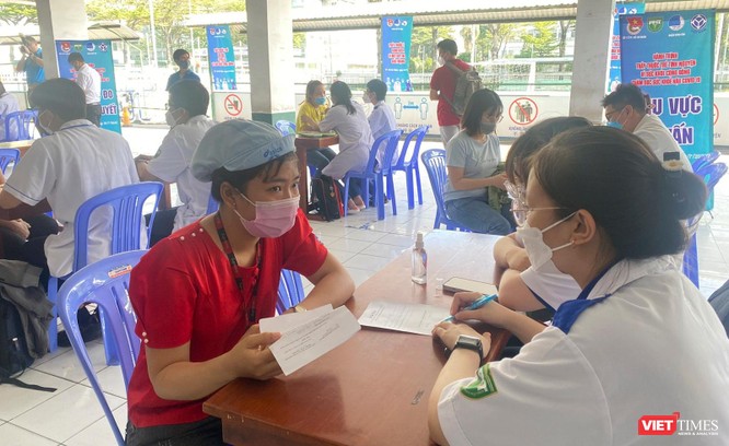 Hội Thầy thuốc trẻ Việt Nam khám, cấp thuốc miễn phí cho hơn 3.200 công nhân tại 6 tỉnh, thành ảnh 8
