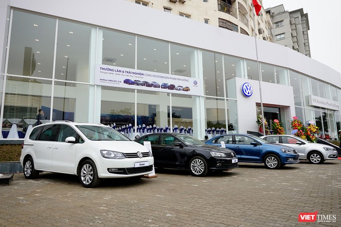 Hai showroom của đại lý 4S VW AutoHaus đồng loạt khai trương tại Hà Nội ảnh 5