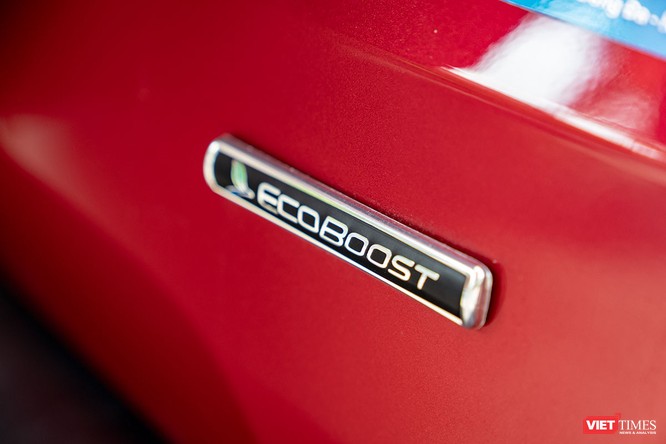 Giữa Ford EcoSport 1.0 AT Titanium và 1.5 AT Titanium, bạn sẽ lựa chọn bản nào? ảnh 16