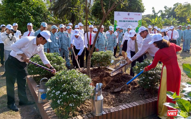 Toyota Việt Nam triển khai chương trình chung tay xanh hóa học đường tại 6 tỉnh ảnh 1