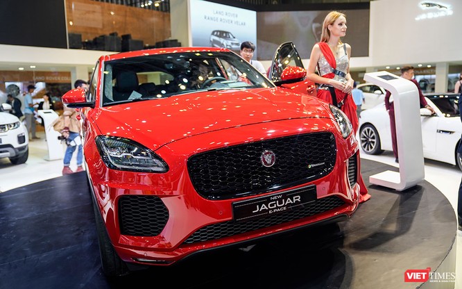 Jaguar E-PACE chính thức trình làng thị trường Việt, giá từ 2,959 tỷ đồng ảnh 5