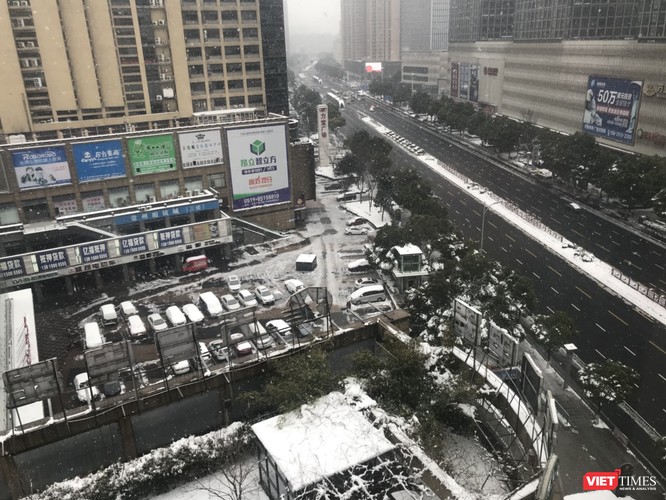 Mới nhất: Tuyết rơi trở lại ngày một dày hơn ở Thường Châu, AFC thông báo không hoãn chung kết ảnh 1