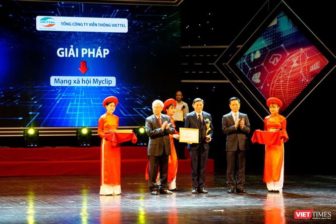 Giải thưởng Chuyển đổi số Việt Nam cổ vũ ứng dụng công nghệ để chuyển đổi số mạnh mẽ ảnh 28