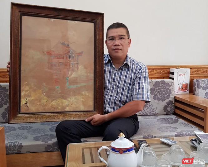 Bức “Chùa Một cột” do gia đình họa sĩ Nam Sơn đang lưu giữ (ảnh chụp ngày 04/10/2019)