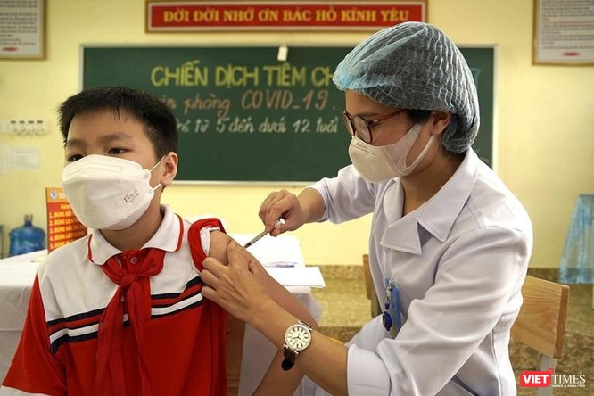 Bộ Y tế: Chưa tiêm vaccine phòng COVID-19 cho trẻ dưới 5 tuổi ảnh 1