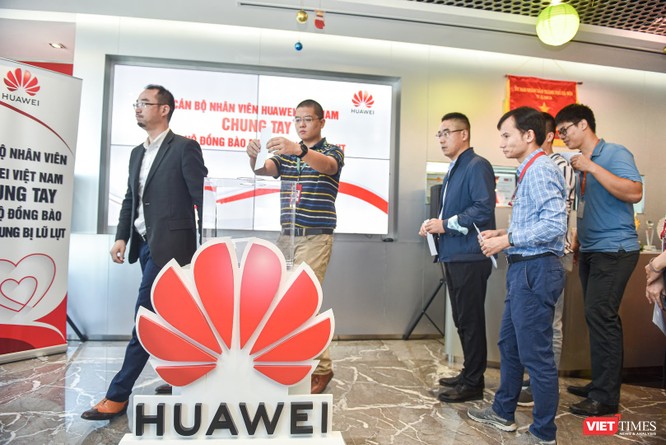 Huawei Việt Nam chung tay ủng hộ đồng bào miền Trung 1 tỉ đồng ảnh 1