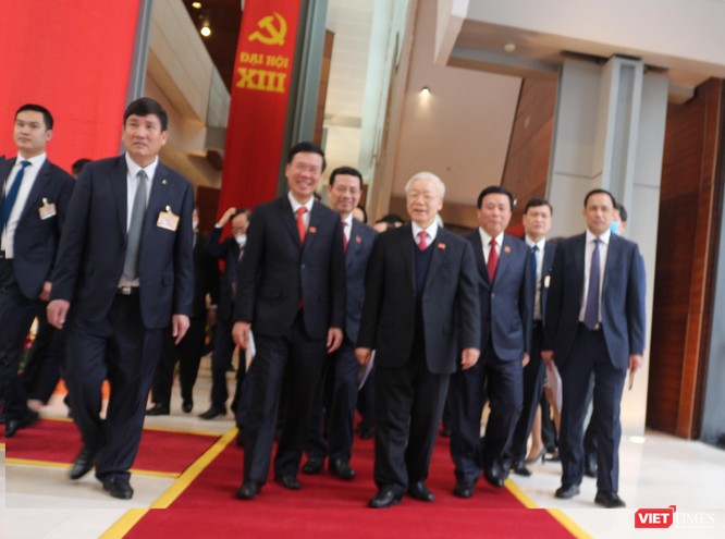 Chùm ảnh: Tổng Bí thư Nguyễn Phú Trọng chủ trì buổi họp báo đầu tiên của Đại hội Đảng khoá XIII ảnh 7
