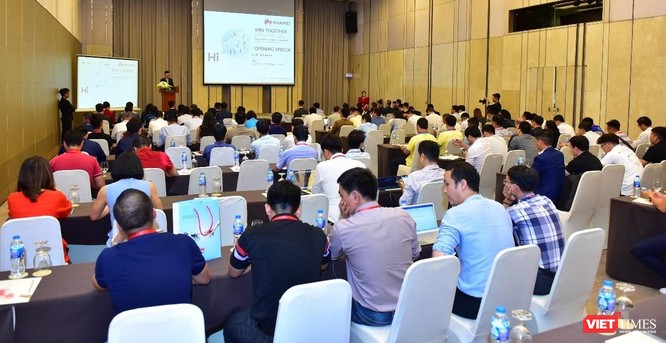 CEO Huawei Việt Nam: Sẽ hỗ trợ ngành ICT, vì sự nghiệp chuyển đổi số quốc gia ảnh 1