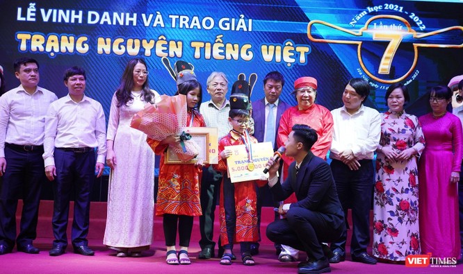 279 thí sinh xuất sắc được vinh danh tại sân chơi giáo dục trực tuyến Trạng Nguyên tiếng Việt ảnh 1
