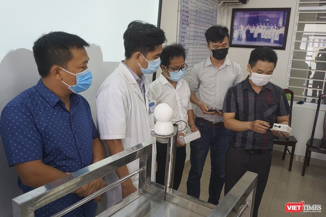 Các nhà khoa học Việt Nam đã làm gì để chống lại virus SARS-CoV-2 trong 100 ngày qua? ảnh 6