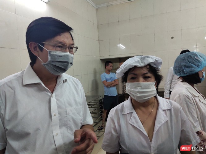 Đột xuất kiểm tra phát hiện xưởng sản xuất bánh trung thu Hương Trà nằm ngay cạnh rãnh nước thải ảnh 3