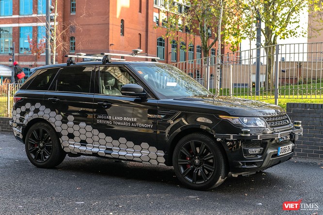 Jaguar Land Rover chen chân vào công nghệ xe tự hành ảnh 2