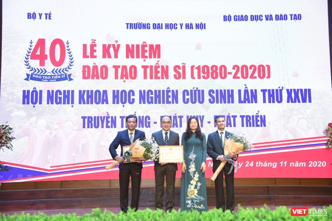 Sau 40 năm, Đại học Y Hà Nội đã đào tạo 1.440 tiến sĩ, cung cấp nguồn nhân lực tinh hoa cho nước nhà ảnh 5