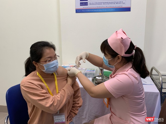 GS.TS. Tạ Thành Văn: Vaccine thử nghiệm có tác dụng với các biến chủng mới của virus SARS-CoV-2 ảnh 7