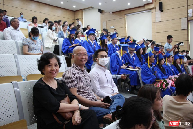 Thêm 21 thạc sĩ y tế công cộng quốc tế của Trường Đại học Y Hà Nội “ra lò” ảnh 11
