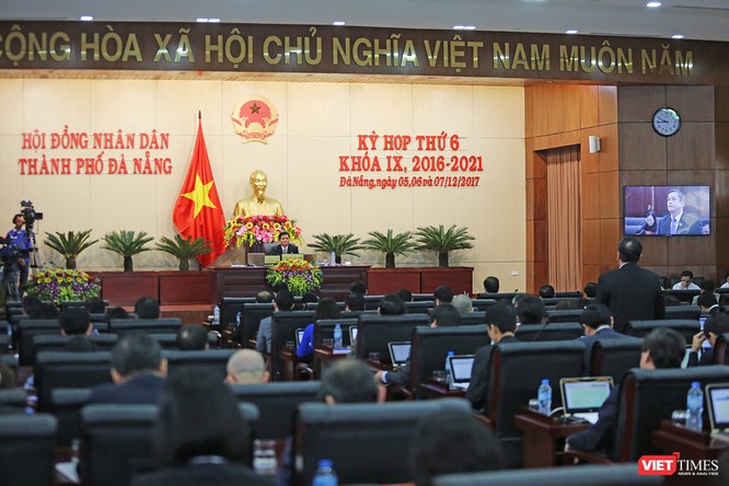 Theo Chủ tịch UBND TP Đà Nẵng Huỳnh Đức Thơ, HĐND TP Đà Nẵng diễn ra trong bối cảnh năm 2017 là năm có nhiều biến động