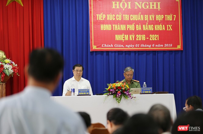 Chủ tịch Đà Nẵng nói “cũng bị đe dọa” khi đấu tranh ảnh 1