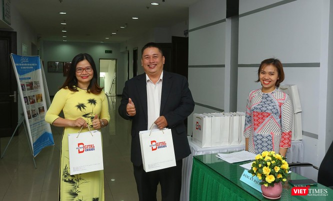 Chùm ảnh Lễ phát động Giải thưởng Chuyển đổi số Việt Nam năm 2021 tại Đà Nẵng ảnh 4