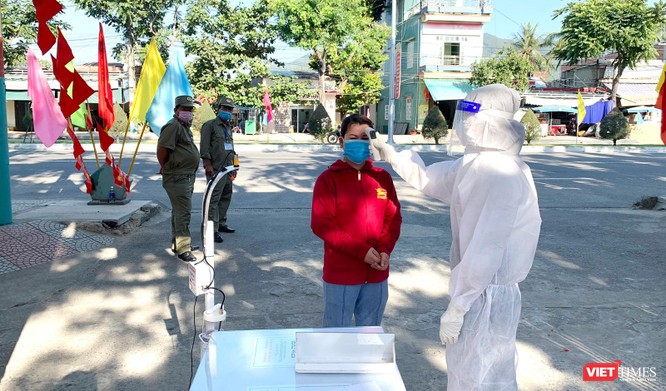 Ảnh: Cử tri toàn TP Đà Nẵng đi bầu cử đại biểu Quốc hội và HĐND TP ảnh 5