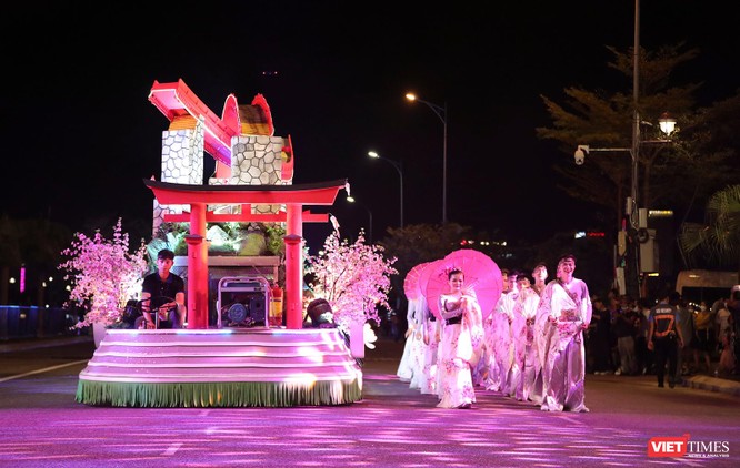Ảnh: Đà Nẵng sôi động với lễ hội Carnival đường phố 2022 ảnh 10