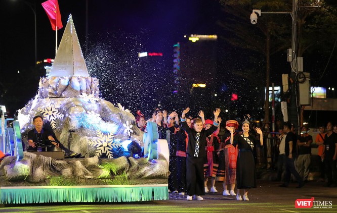 Ảnh: Đà Nẵng sôi động với lễ hội Carnival đường phố 2022 ảnh 30