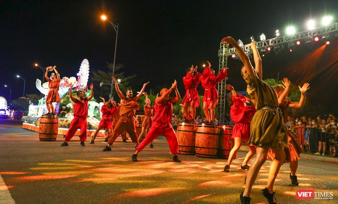 Ảnh: Đà Nẵng sôi động với lễ hội Carnival đường phố 2022 ảnh 36