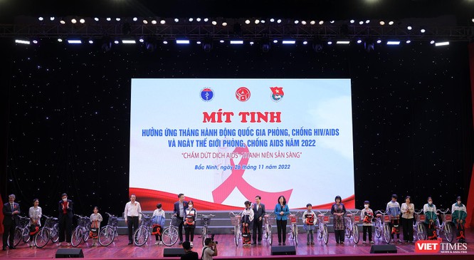 Việt Nam: Có đến 50% số ca nhiễm HIV/AIDS dưới 29 tuổi ảnh 1
