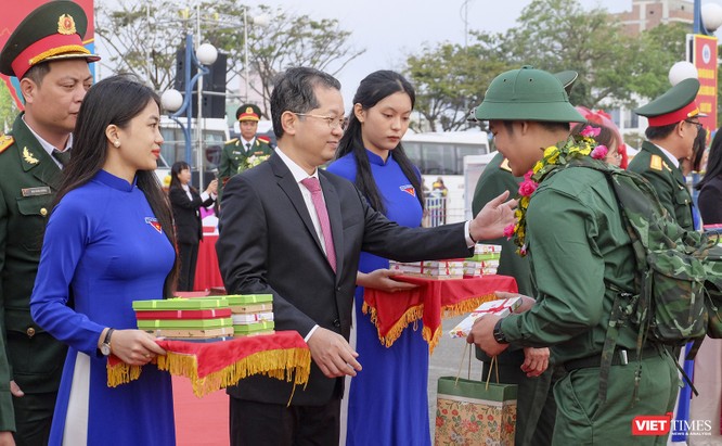 Ảnh: Xúc động lễ giao quân Đà Nẵng năm 2023 ảnh 6