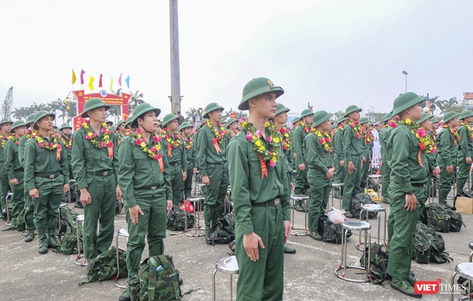 Ảnh: Xúc động lễ giao quân Đà Nẵng năm 2023 ảnh 4