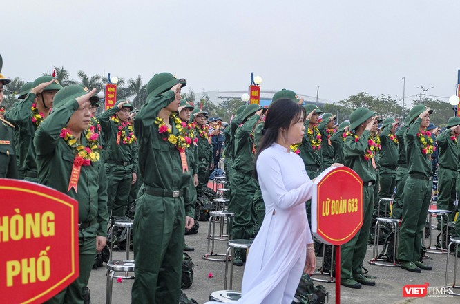 Ảnh: Xúc động lễ giao quân Đà Nẵng năm 2023 ảnh 5