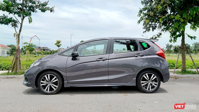 Honda Jazz RS 2018: Có xứng với giá 624 triệu đồng? ảnh 10