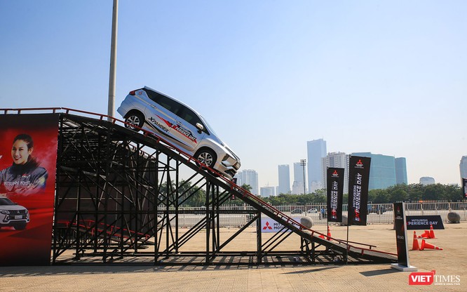 Mãn nhãn với màn biểu diễn xe Mitsubishi của “nữ hoàng drift” Leona Chin ảnh 5