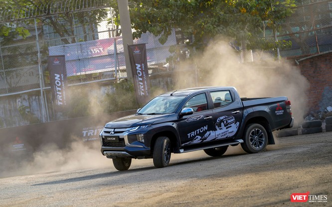 Những trang bị trên Mitsubishi Triton 2019 có xứng tầm với giá bán 818,5 triệu đồng? ảnh 7