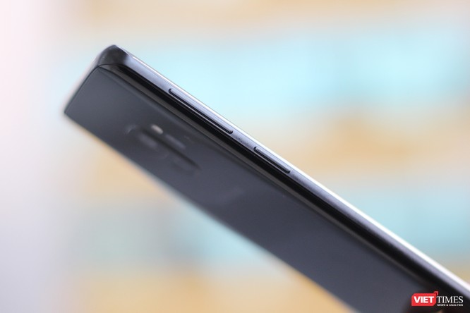 Trên tay chiếc Galaxy S9 xuất hiện tại Việt Nam ảnh 10
