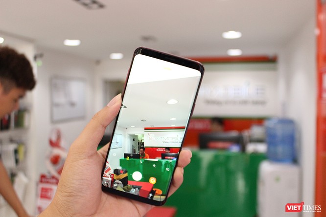 Chùm ảnh Samsung Galaxy S9 Plus Đỏ tía đẹp, độc, lạ duy nhất tại Việt Nam ảnh 12