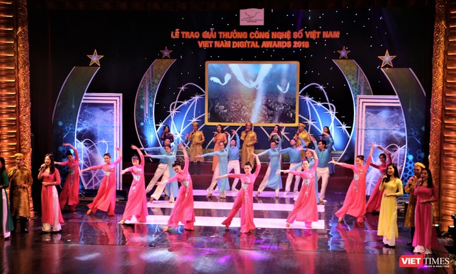 Giải thưởng Công nghệ số Việt Nam 2018: Thúc đẩy các DN mạnh dạn đầu tư, ứng dụng công nghệ số ảnh 9