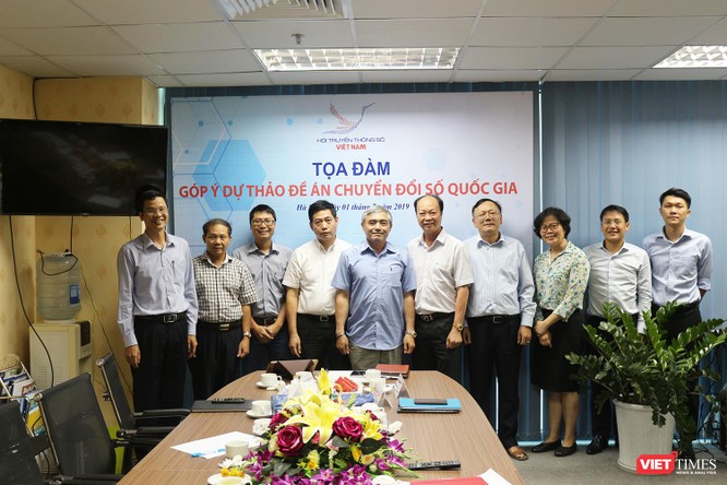 Hội Truyền thông số Việt Nam tổ chức tọa đàm góp ý dự thảo Đề án Chuyển đổi số Quốc gia ảnh 3