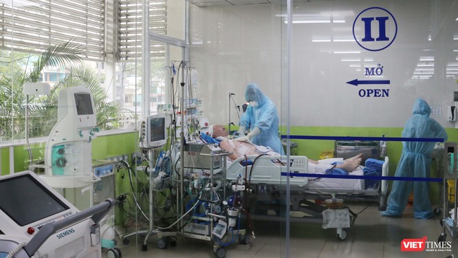 Video clip những hình ảnh đầu tiên từ phòng điều trị của bệnh nhân 91 ảnh 2