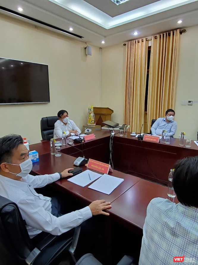 Nóng: TP.HCM bất ngờ có ca nghi mắc COVID-19 là nhân viên cảng vụ hàng không Tân Sơn Nhất ảnh 1