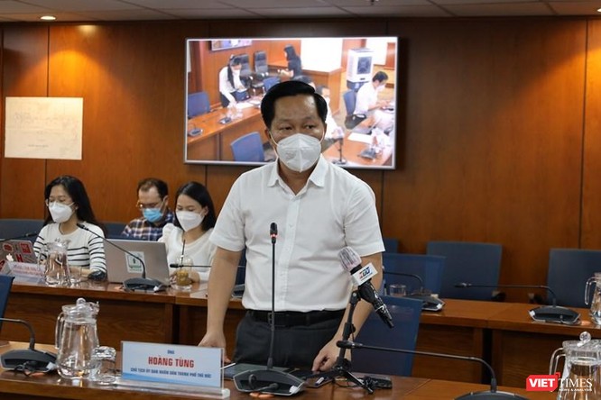 TP.HCM khuyến khích người dân tiêm đủ liều vaccine COVID-19 ảnh 2
