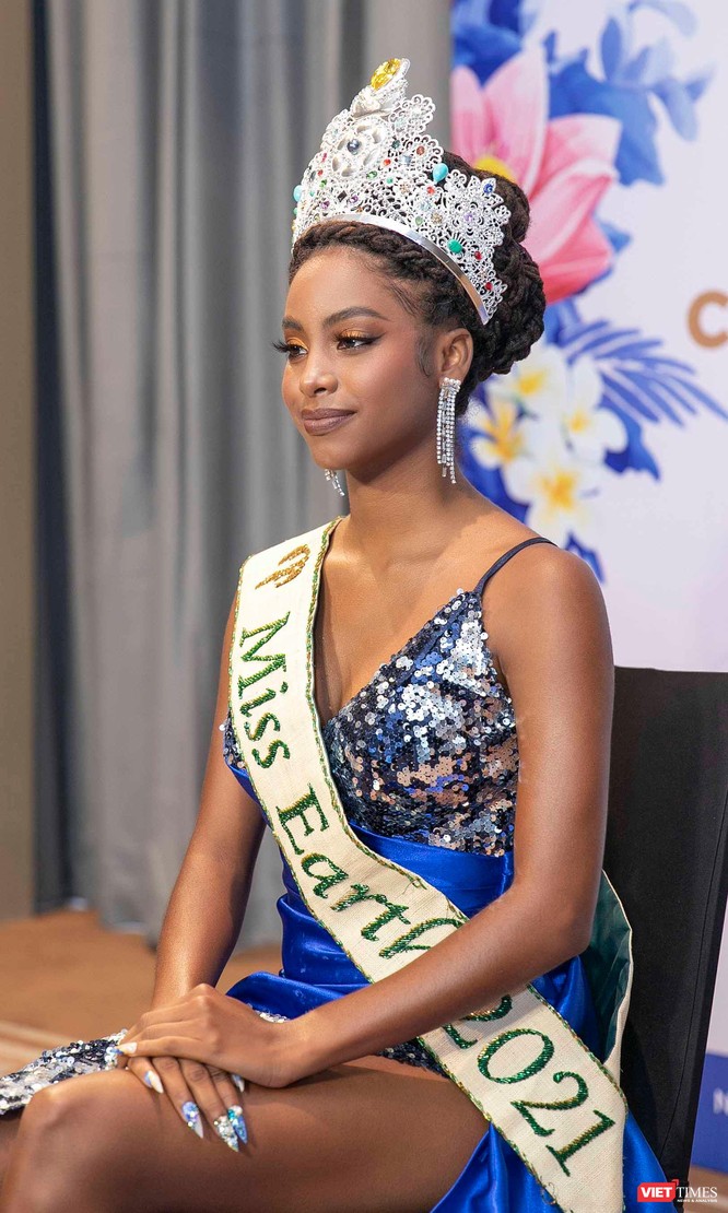 Miss Earth 2021 bất ngờ xuất hiện, làm giám khảo cuộc thi Hoa hậu các Dân tộc Việt Nam 2022 ảnh 10