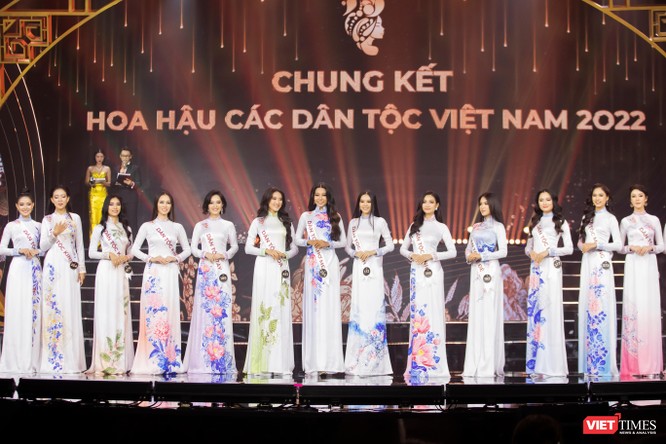 Nông Thuý Hằng đăng quang Hoa hậu các Dân tộc Việt Nam 2022 ảnh 9