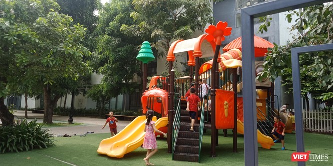 Vụ cháu bé tử vong do bị bỏ quên trên xe: Phụ huynh không được liên lạc trực tiếp với giáo viên chủ nhiệm ảnh 3