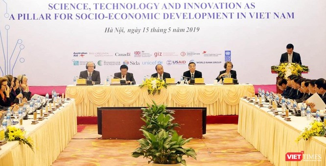 Việt Nam chi cho khoa học công nghệ chưa đến 20% của Singapore ảnh 1