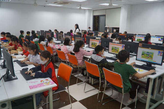 Hà Nội: Hơn 1.500 học sinh tham gia kì thi Hội của sân chơi trực tuyến Trạng Nguyên tiếng Việt ảnh 4